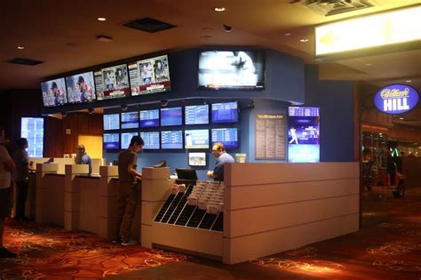 Oyo Hotel (Hooters Casino Hotel) Sportsbook Review .